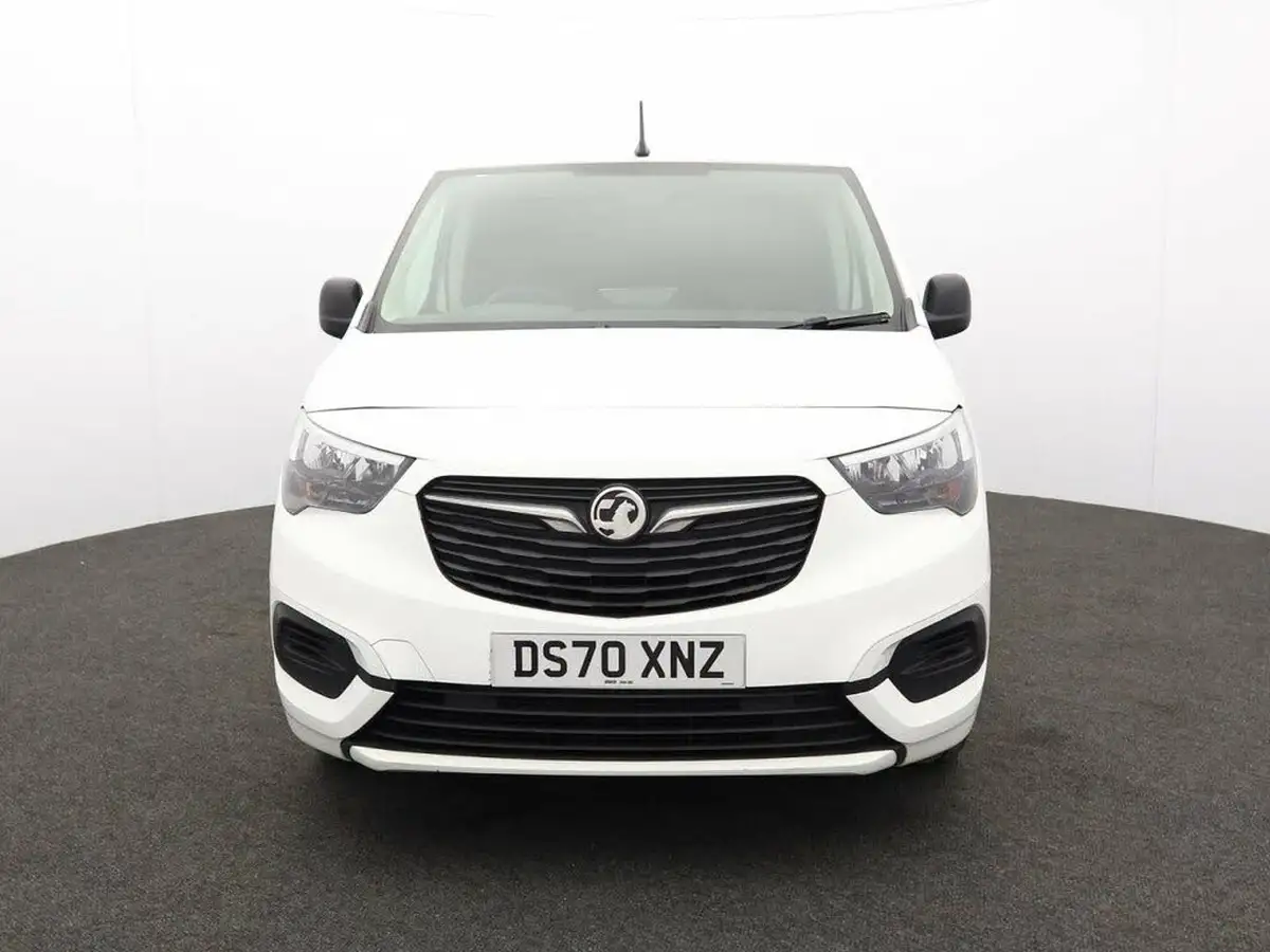 2020-vauxhall-combo-15cdti-sportive-2300-100pseu6dt-l1h1-panel-big-4