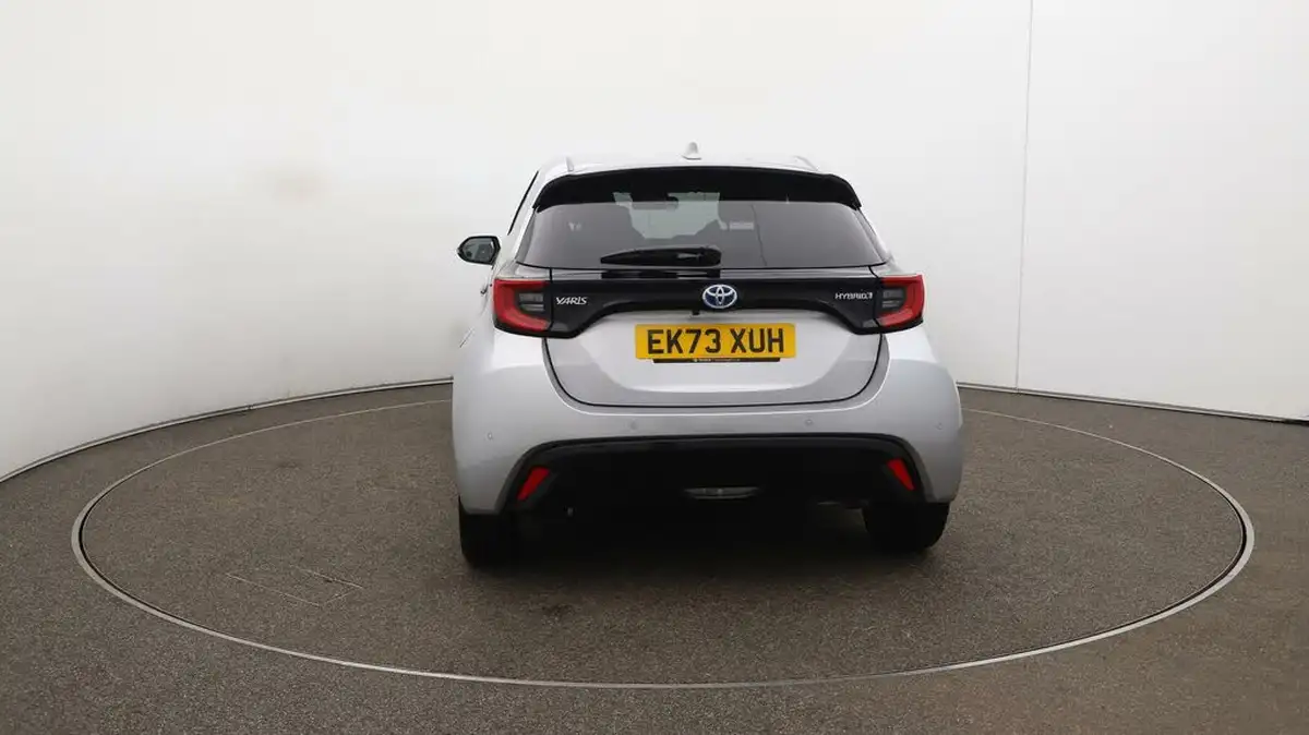 2023-toyota-yaris-15-vvt-i-excel-big-51