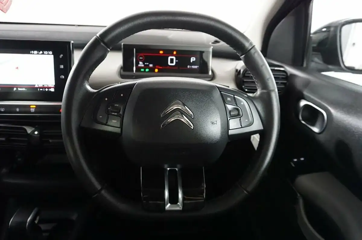 2019-citroen-c4-cactus-12-puretech-flair-110ps-eat6-big-15