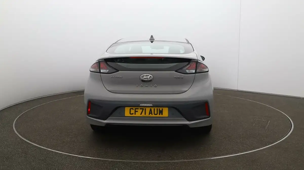 2021-hyundai-ioniq-16-gdi-premium-hybrid-big-6