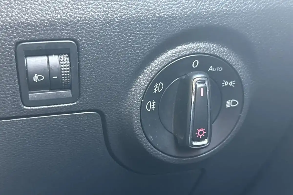 2018-seat-ibiza-10-mpi-se-technology-big-27