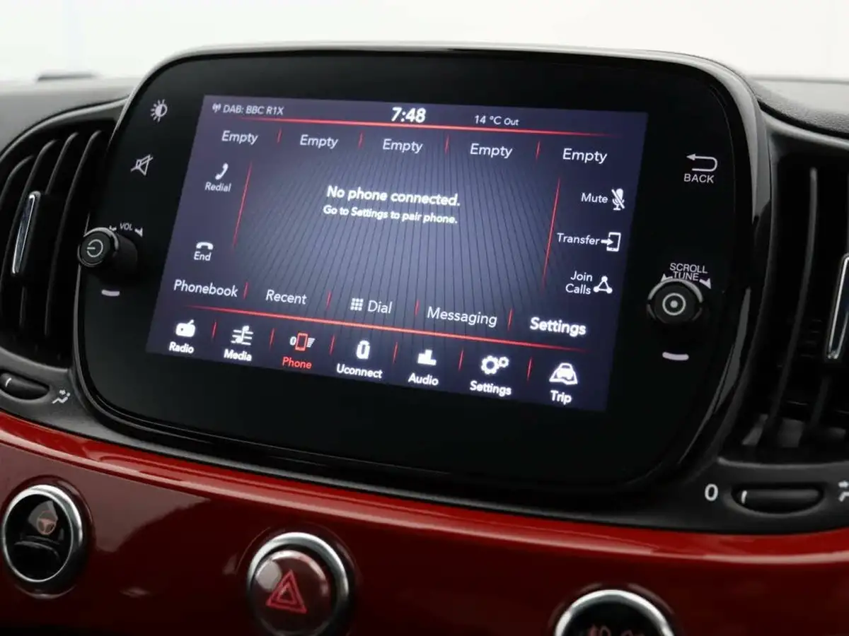 2022-fiat-500-10-red-big-35