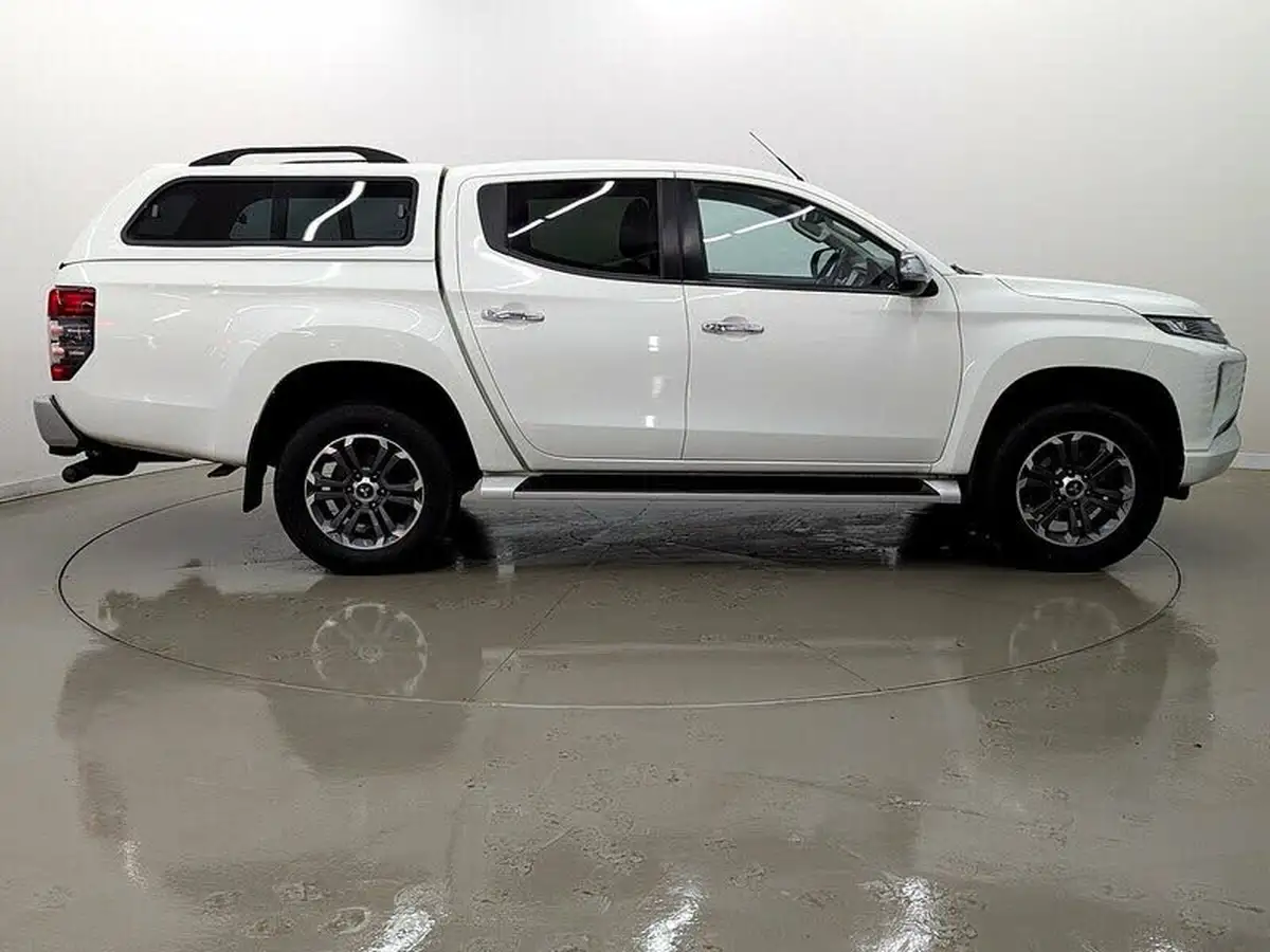 2020-mitsubishi-l200-22di-d-barbarian-x-big-1