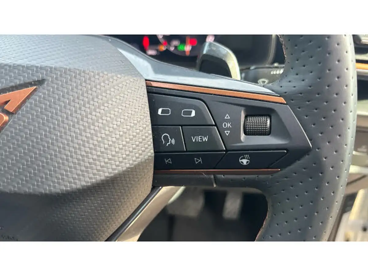 2024-cupra-formentor-14-e-hybrid-v2-big-17