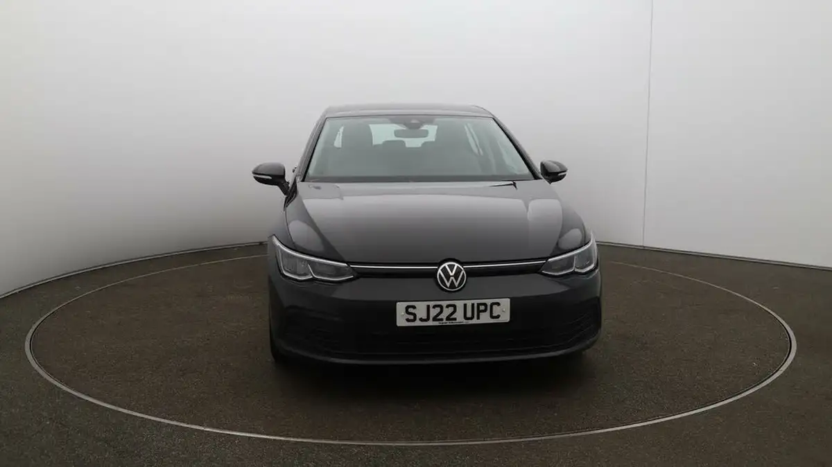 2022-volkswagen-golf-20tdi-life-hatchback-big-2