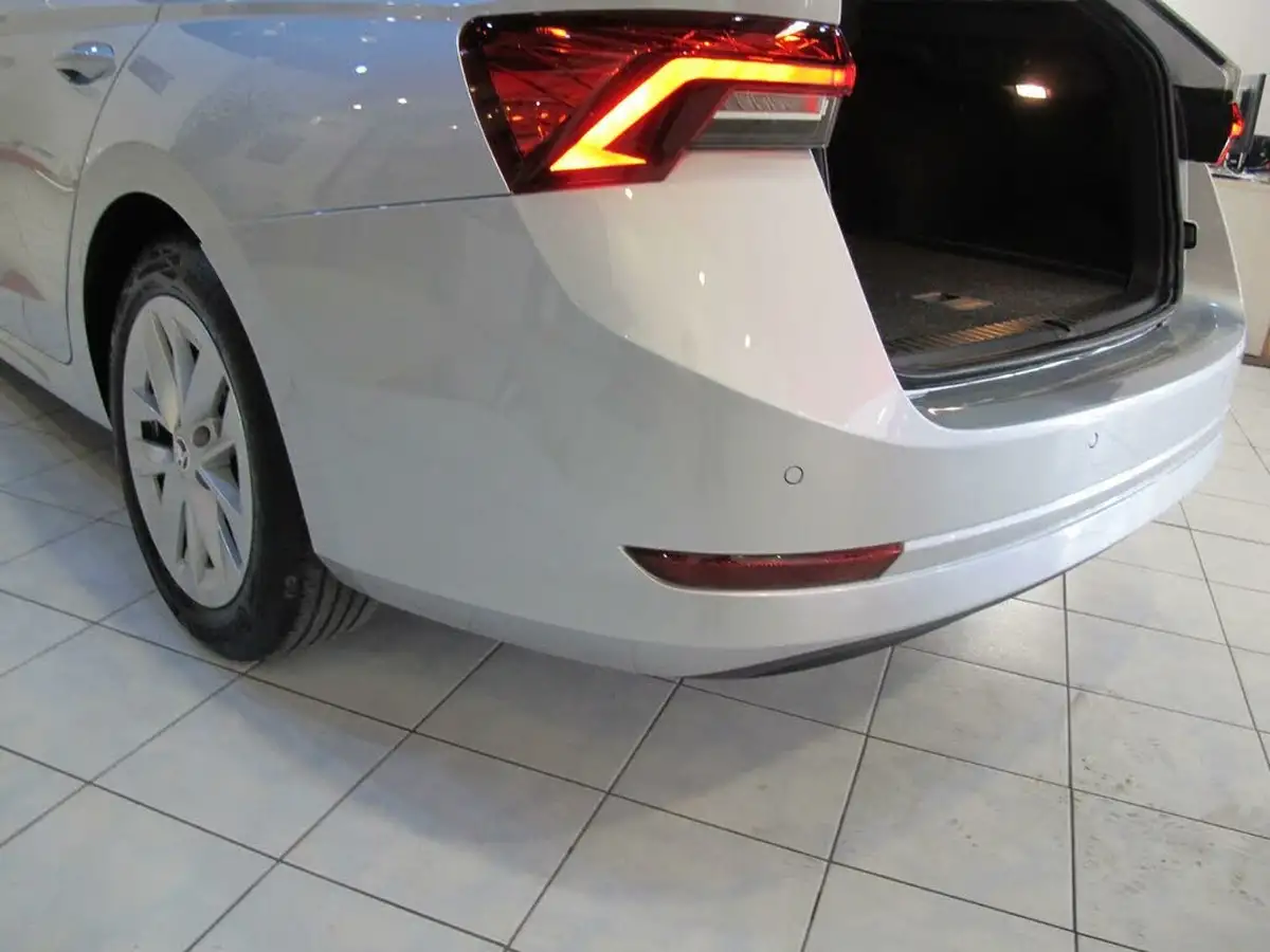 2021-skoda-octavia-20tdi-se-l-150ps-estate-dsg-big-65