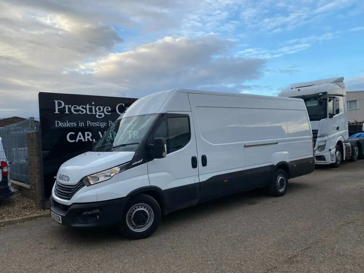 2022-iveco-daily-s-class-23td-35s14v-business-4100mm-h2-136pseu6dt-hi-matic-big-31
