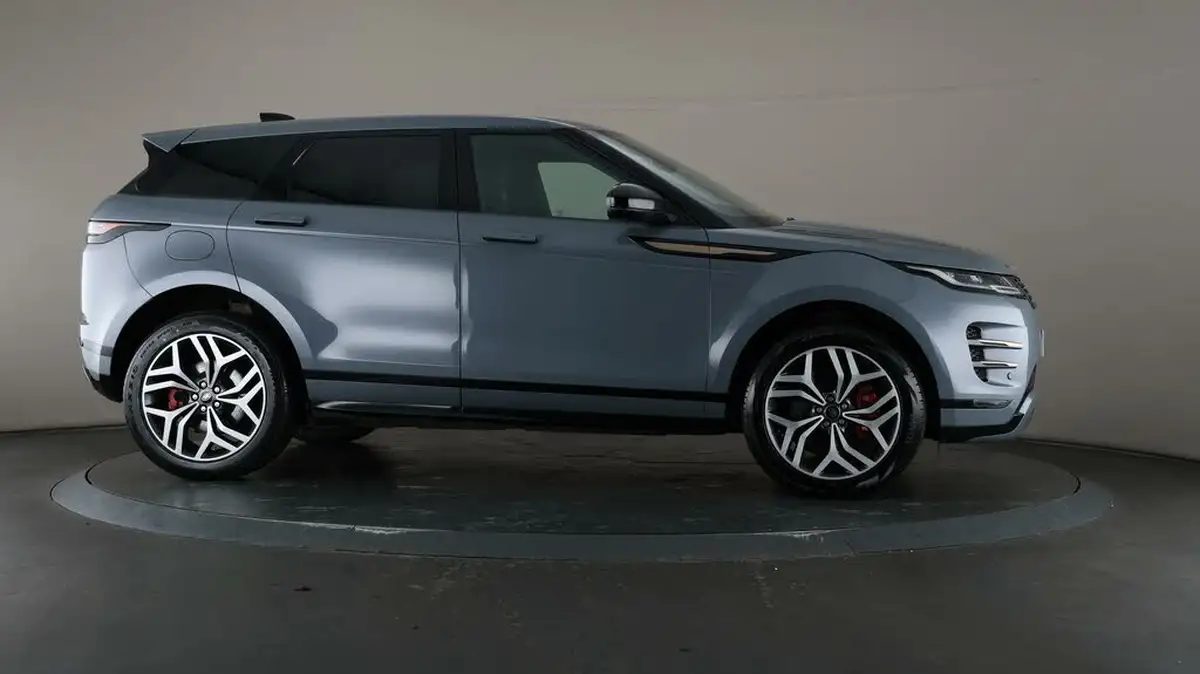 2022-land-rover-range-rover-evoque-15-p300e-autobiography-big-60
