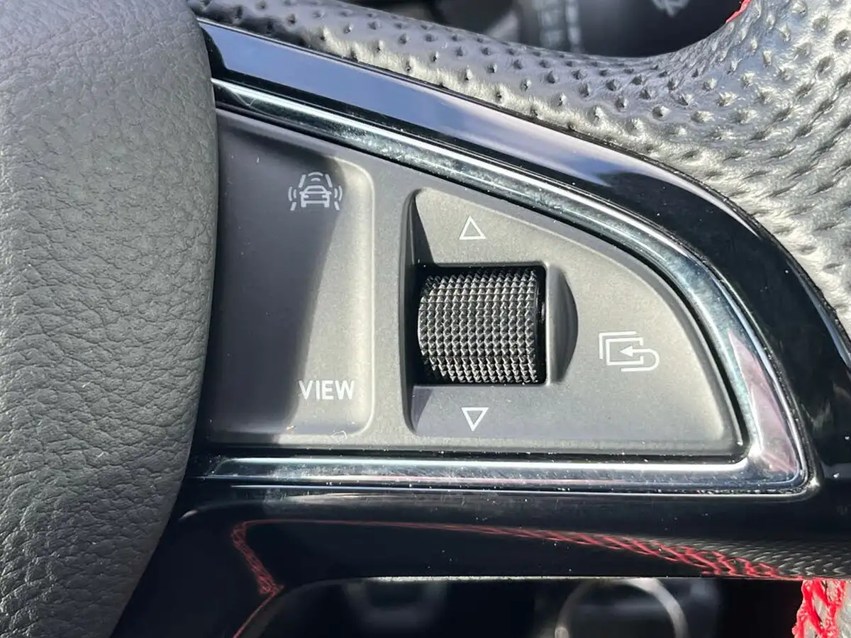 2019-skoda-octavia-20-tsi-vrs-hatchback-big-50