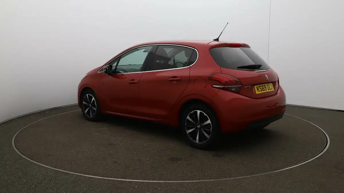 2019-peugeot-208-15-bluehdi-tech-edition-big-61