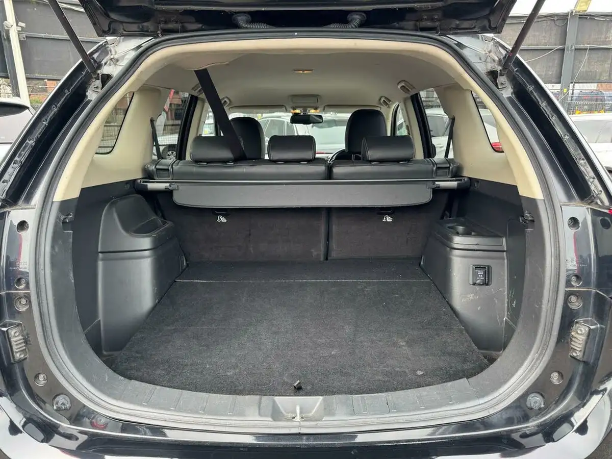 2018-mitsubishi-outlander-20-juro-phev-big-15