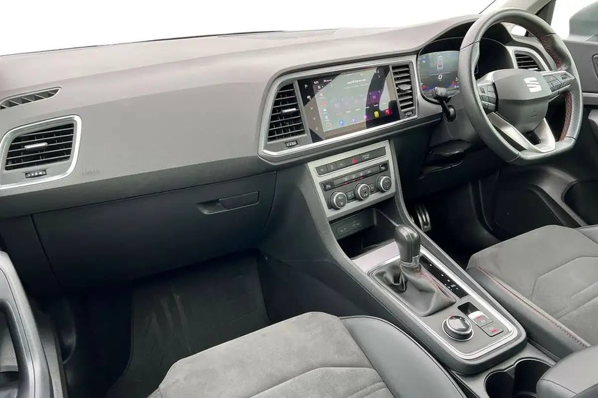 2023-seat-ateca-15-ecotsi-fr-dsg-big-1