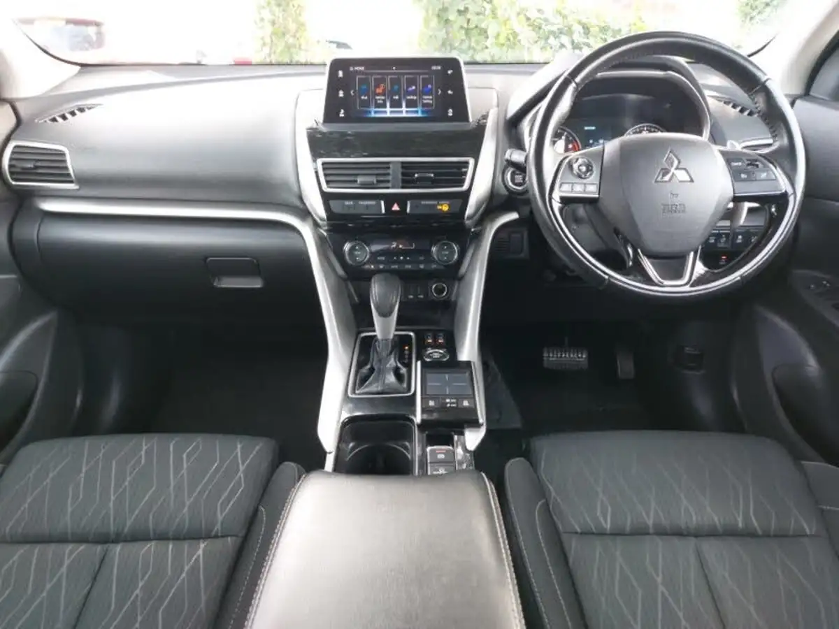 2019-mitsubishi-eclipse-cross-15-3-4wd-auto-big-2
