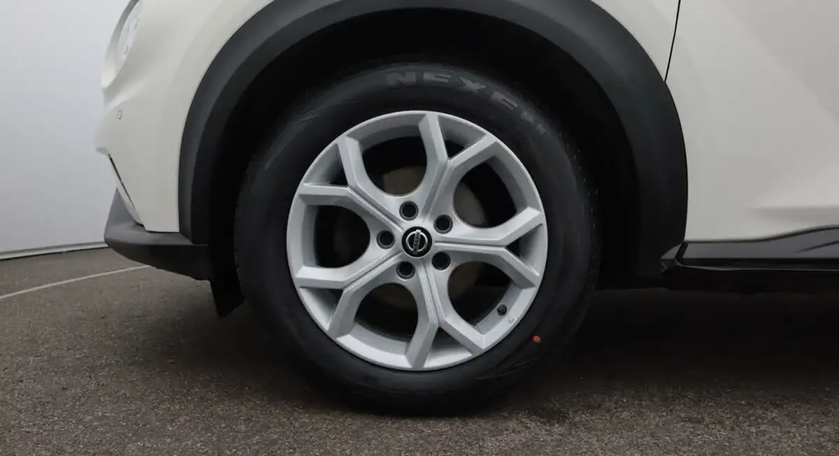 2022-nissan-juke-10-dig-t-n-connecta-big-18
