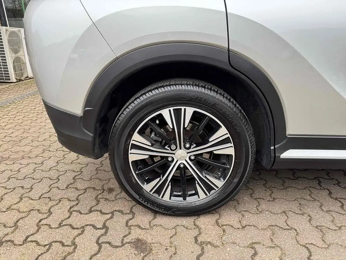2021-mitsubishi-eclipse-cross-15-dynamic-4wd-auto-big-38