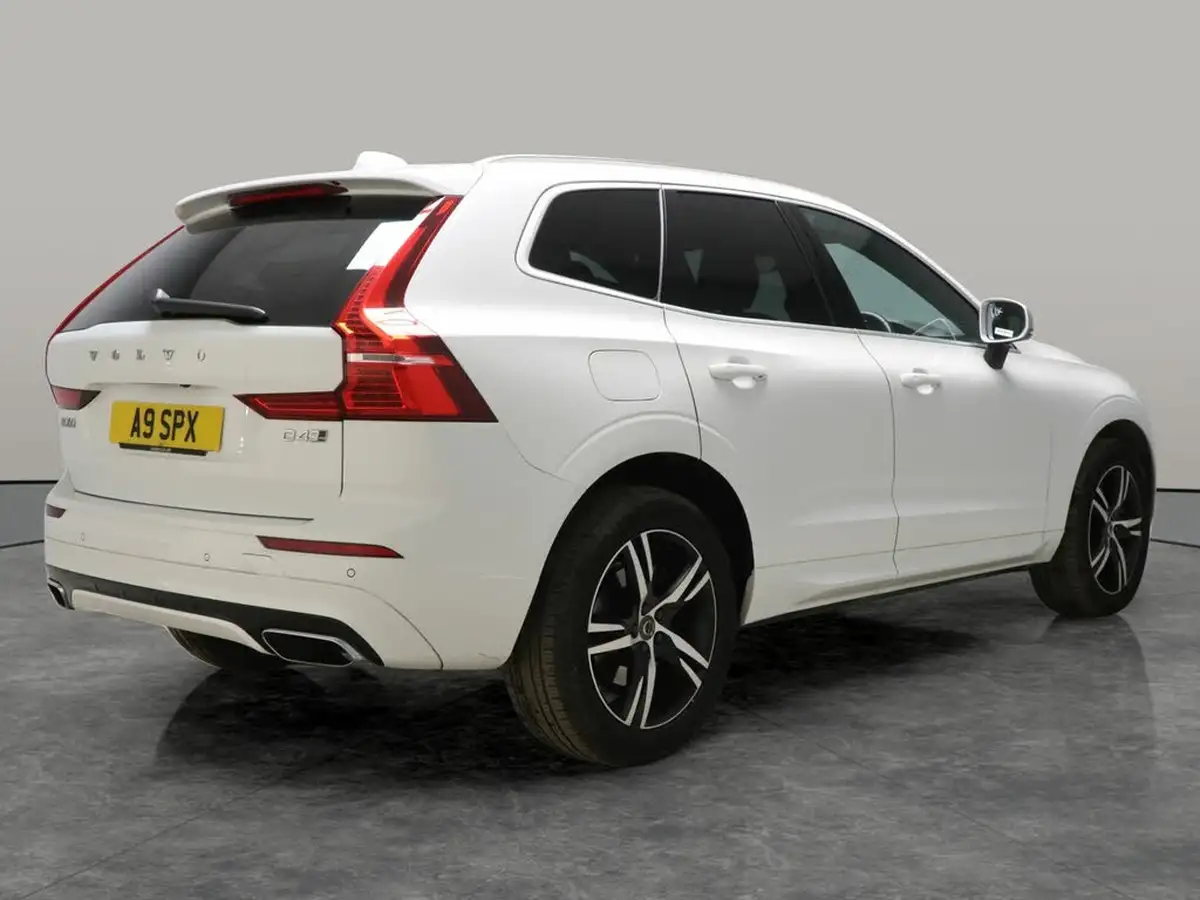 2018-volvo-xc60-20td-d4-r-design-4x4-geartronic-big-7