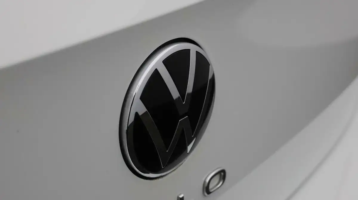 2022-volkswagen-polo-10-tsi-r-line-95ps-big-19