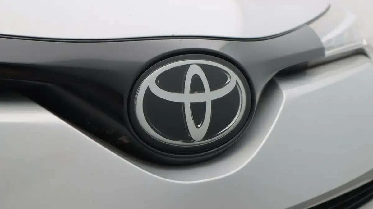 2019-toyota-c-hr-12-icon-big-29