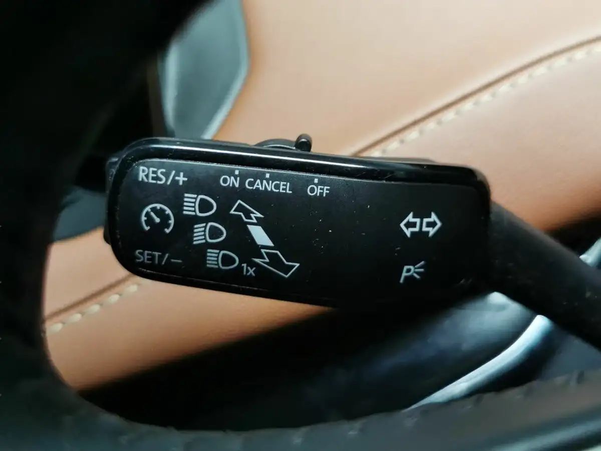2021-skoda-enyaq-e-60-62-kwh-big-20