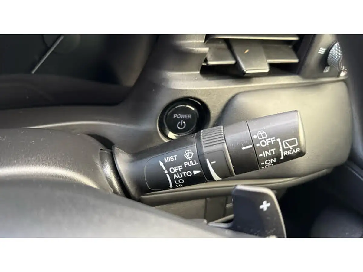 2023-honda-hr-v-15-i-mmd-elegance-big-27