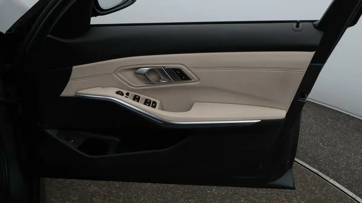 2021-bmw-3-series-20-320i-xdrive-m-sport-big-15