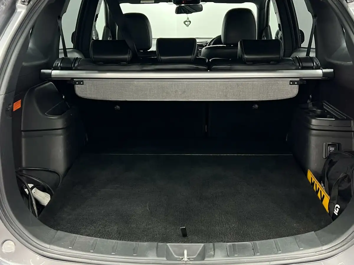 2020-mitsubishi-outlander-24-dynamic-phev-big-45