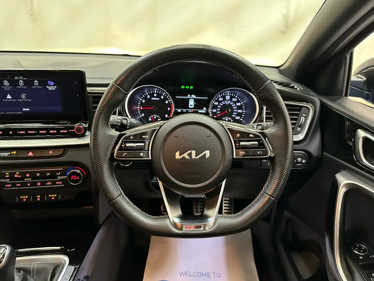 2022-kia-pro-ceed-15-t-gdi-gt-line-big-22