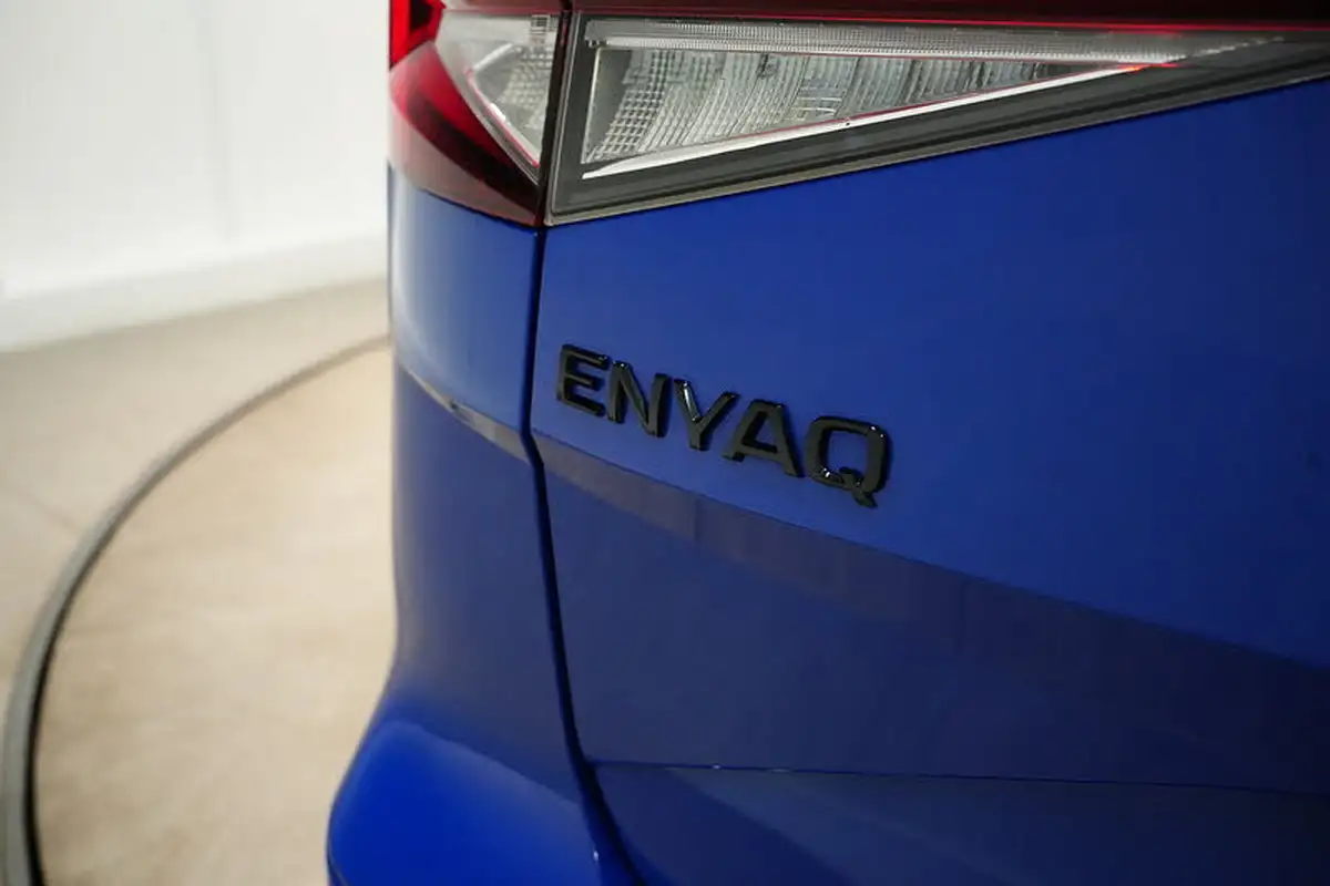 2022-skoda-enyaq-e-80x-sportline-plus-big-14