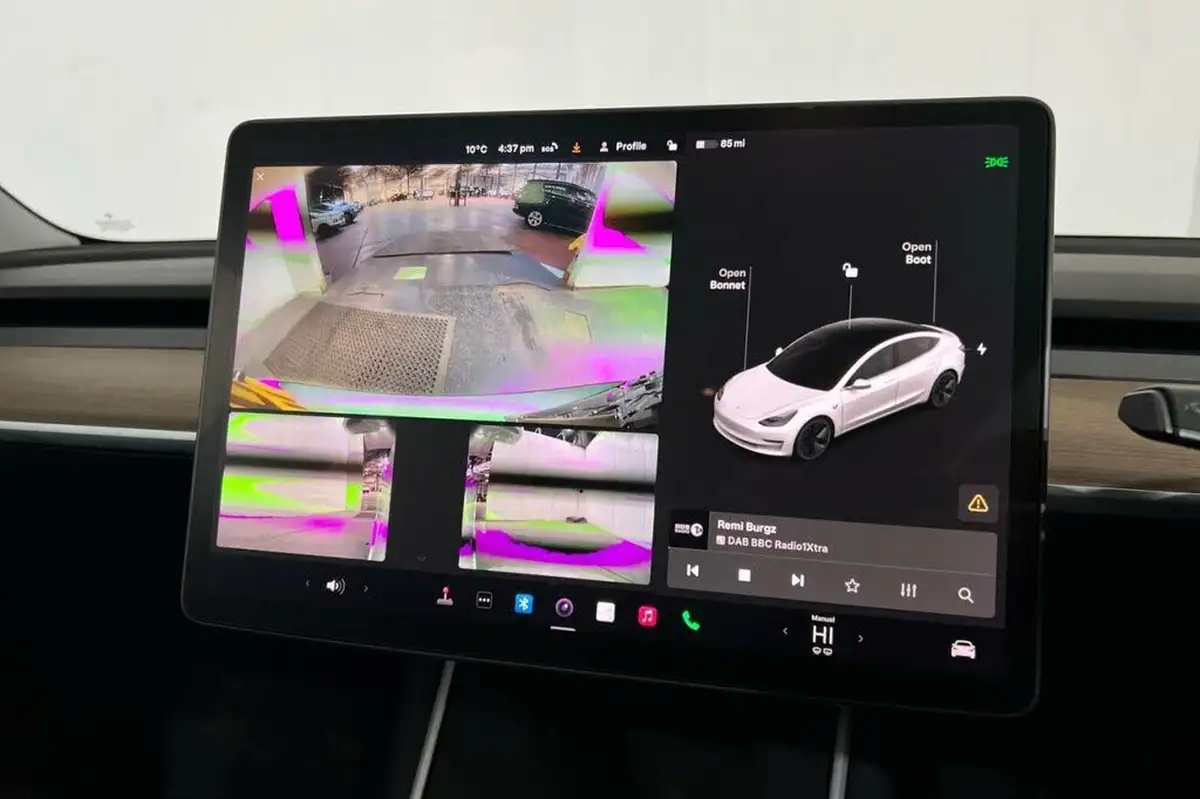 2020-tesla-model-3-e-standard-plus-big-15