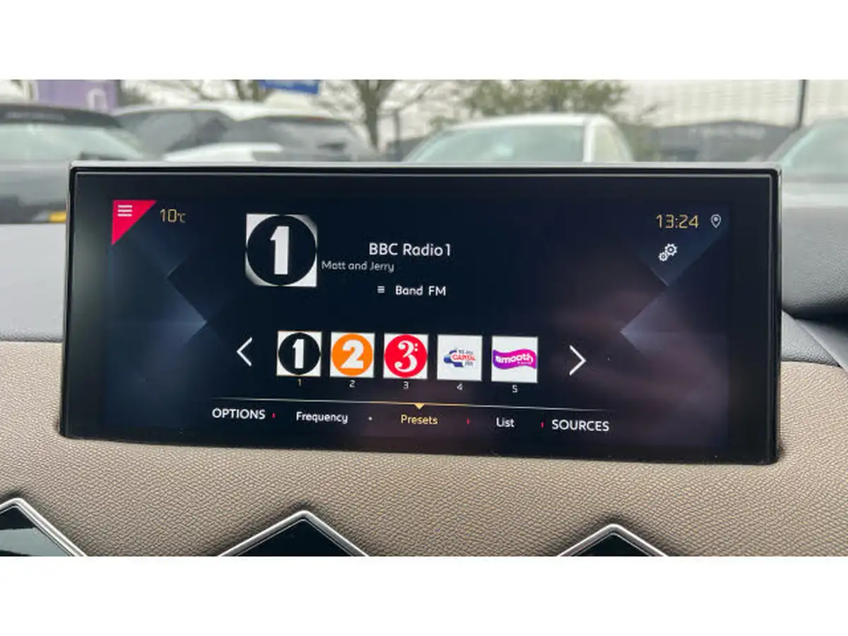 2019-ds-ds-3-crossback-12-puretech-prestige-155ps-eat8-big-34