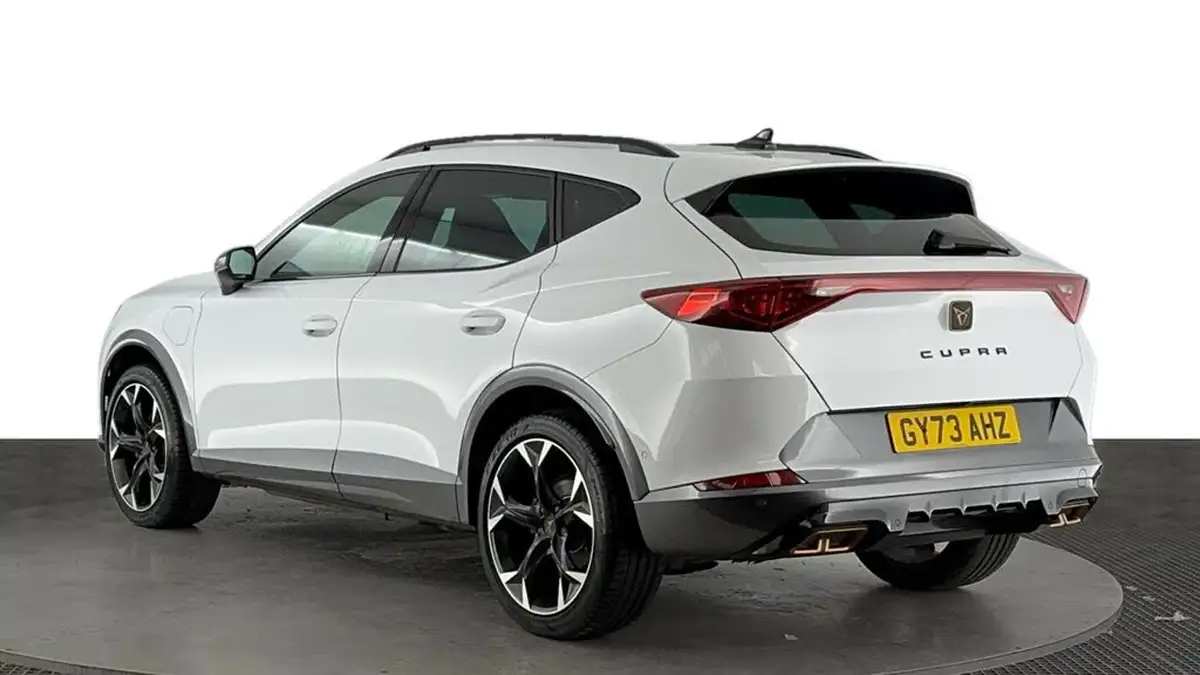 2023-cupra-formentor-14-e-hybrid-v2-big-5