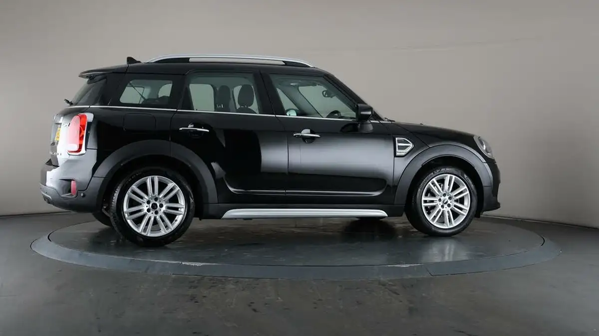 2019-mini-countryman-15-cooper-exclusive-auto-big-61