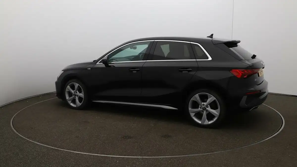 2021-audi-a3-14-40-tfsi-e-s-line-big-39