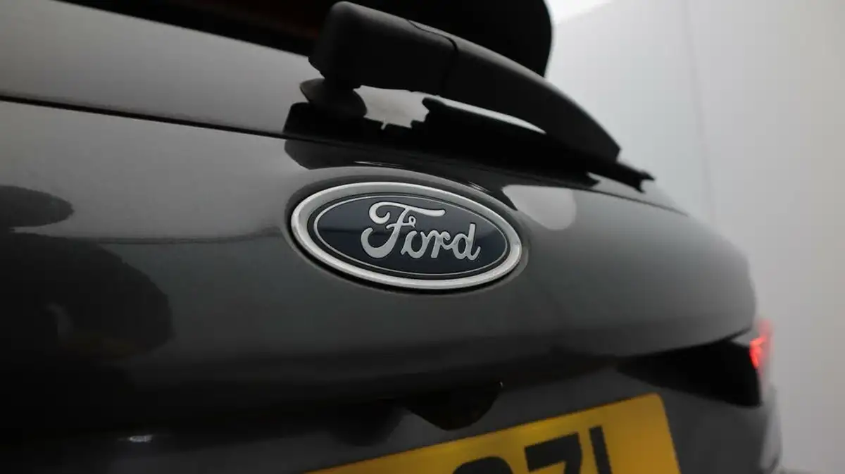 2022-ford-fiesta-15t-st-3-5d-big-23