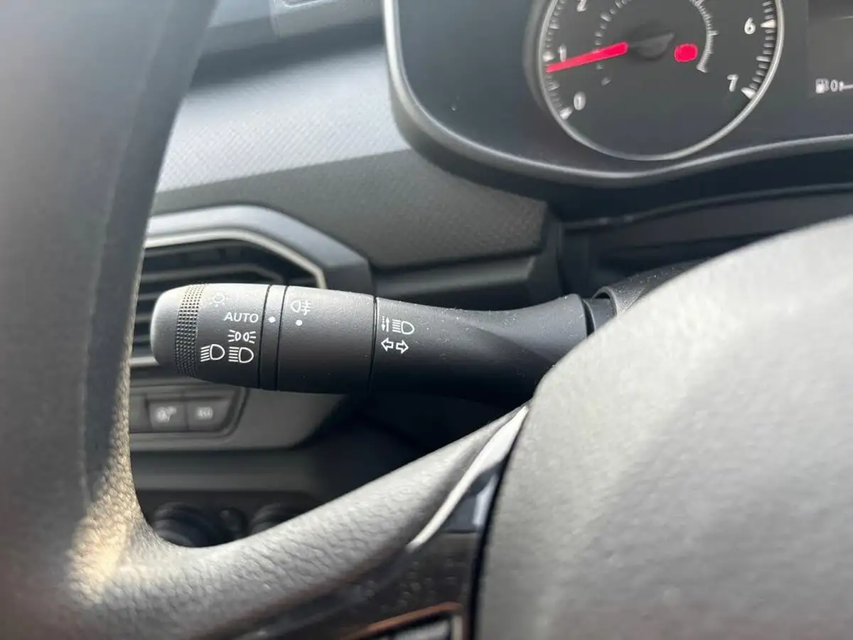 2023-dacia-jogger-10-tce-essential-big-47
