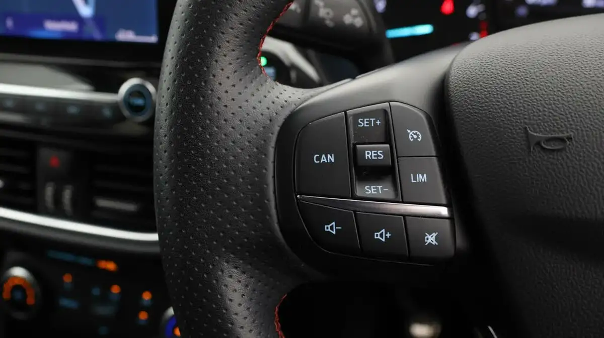 2020-ford-fiesta-10t-st-line-edition-155ps-hybrid-mhev-5d-big-20