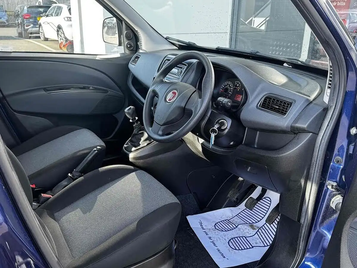 2017-fiat-doblo-14-pop-big-23