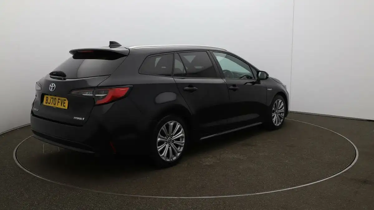 2021-toyota-corolla-18-vvt-i-design-trk-touring-sports-5d-big-7
