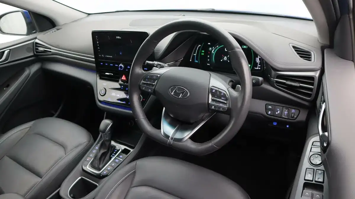 2021-hyundai-ioniq-16-gdi-premium-se-hybrid-big-9