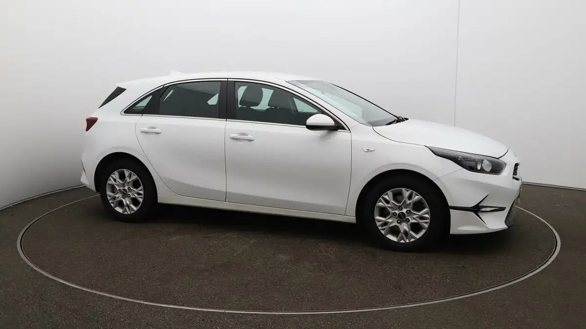 2021-kia-ceed-10-t-gdi-2-hatchback-big-43