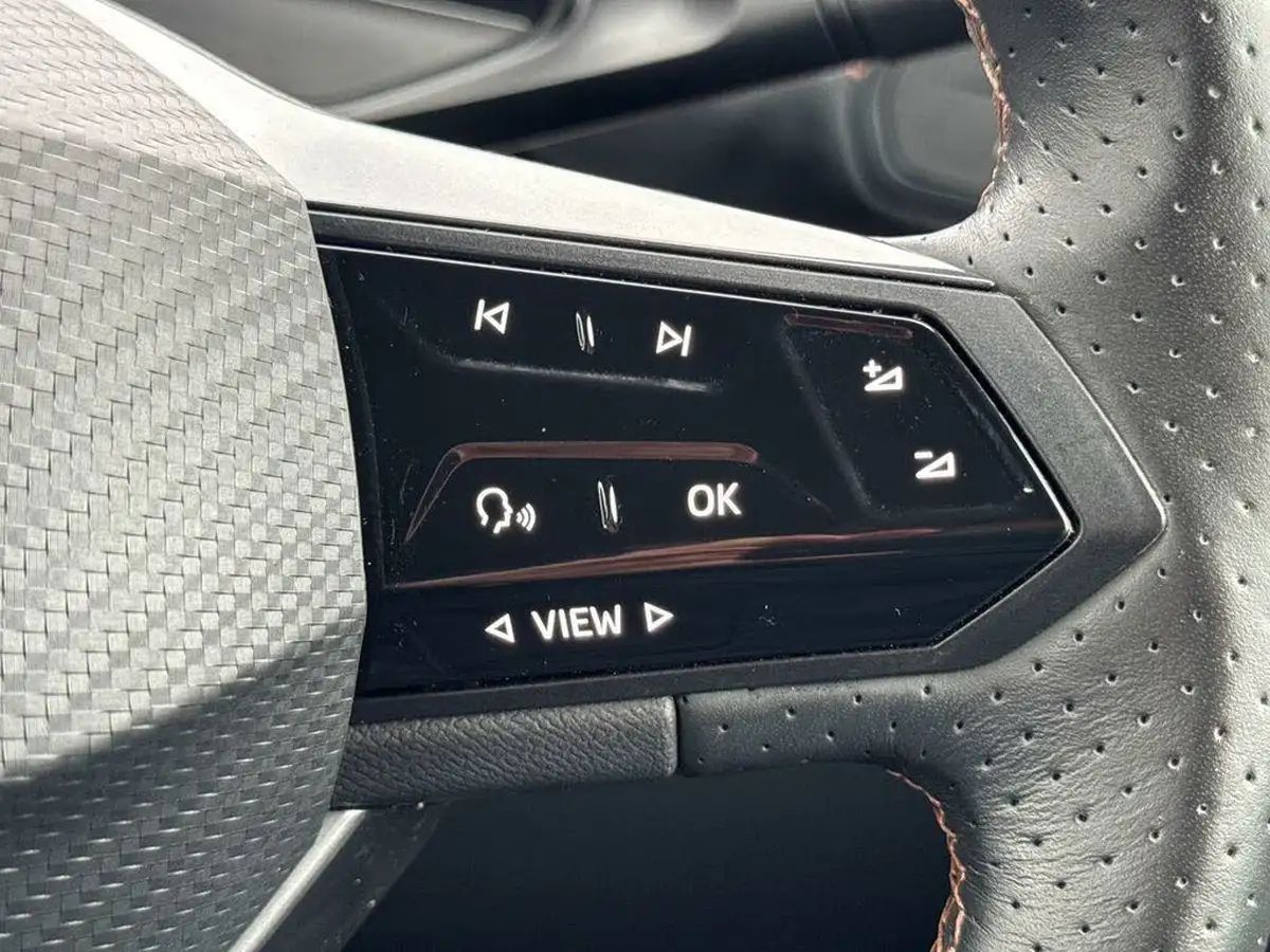 2023-cupra-born-e-v1-204ps-big-14