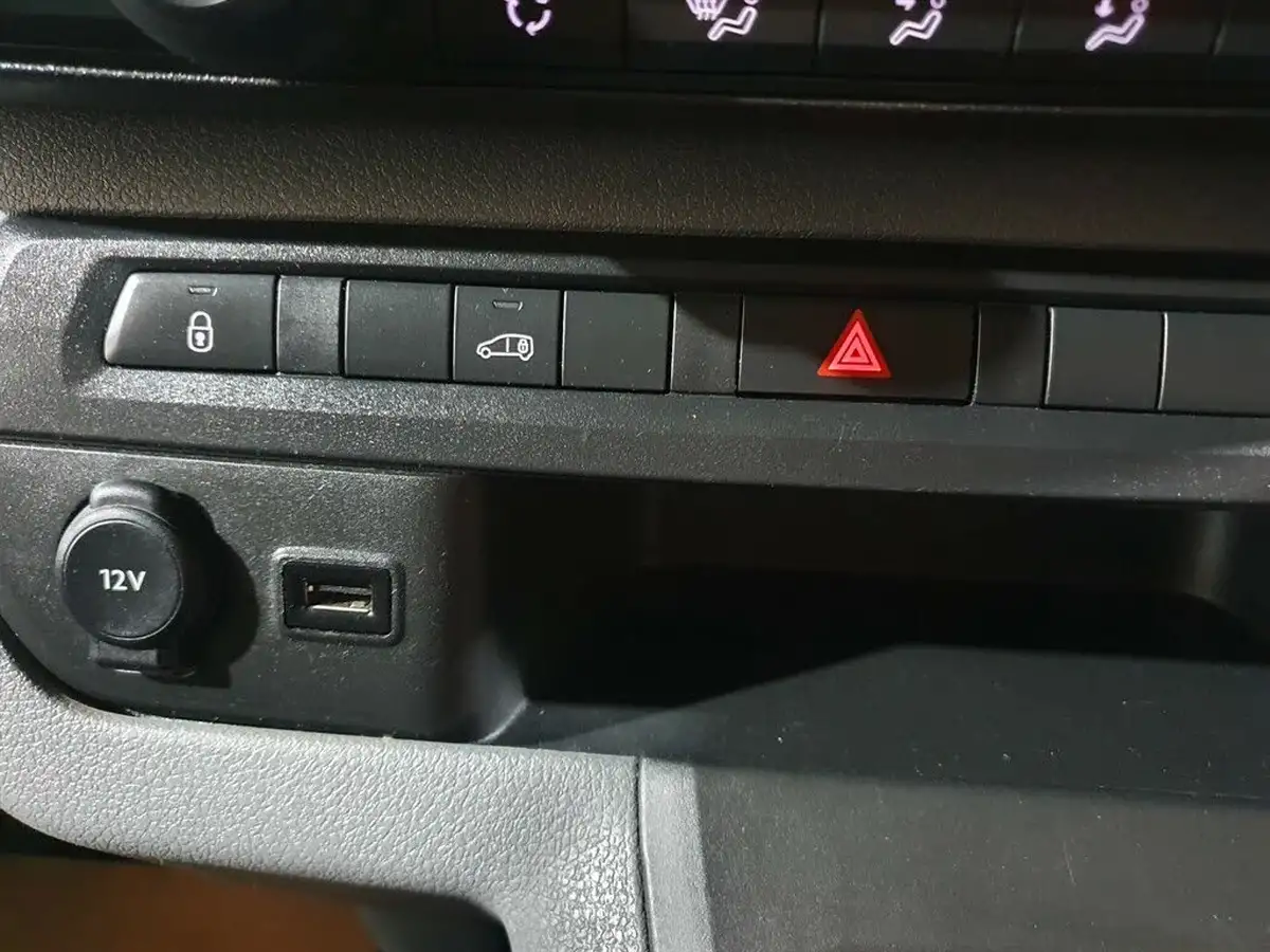 2019-citroen-dispatch-20bluehdi-enterprise-m-1400-120pseu6d-ss-panel-big-19