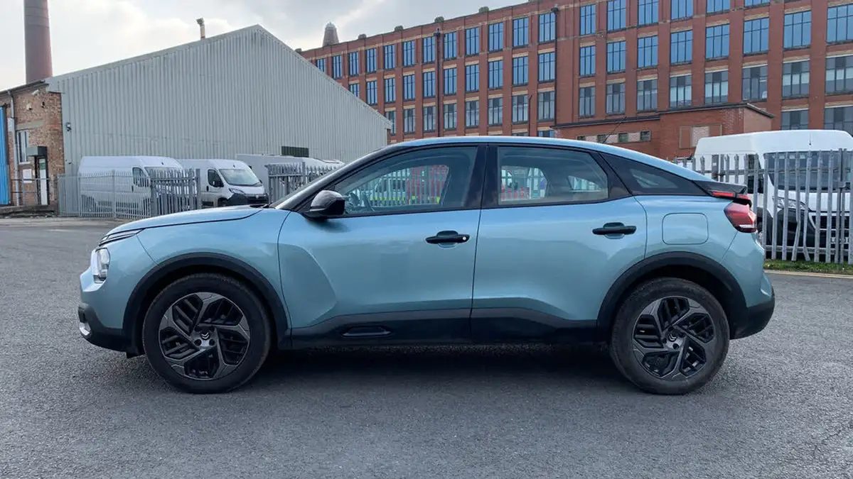 2022-citroen-c4-12-puretech-sense-big-5