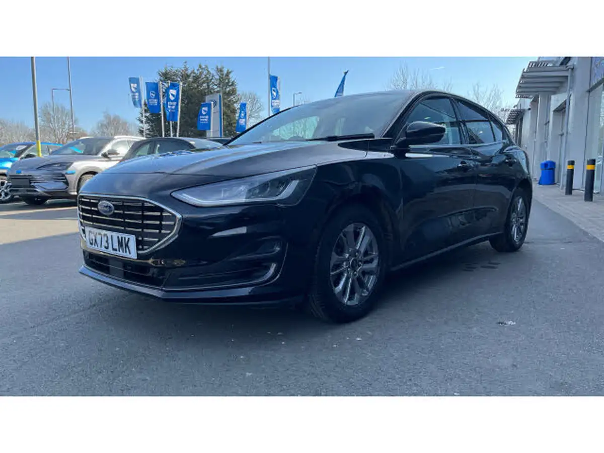 2023-ford-focus-10t-titanium-125ps-hatchback-big-37