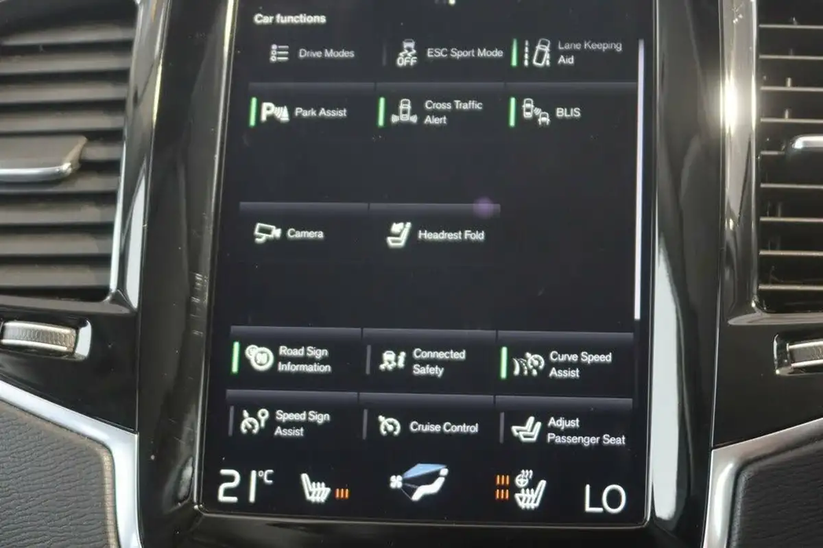 2021-volvo-xc90-20td-b5-momentum-big-20