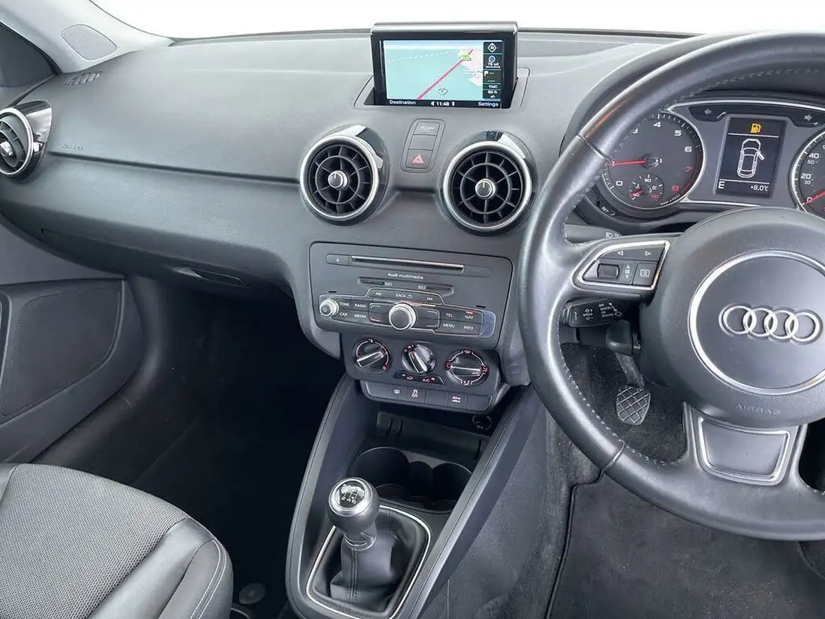 2017-audi-a1-14-tfsi-sportback-5d-big-43