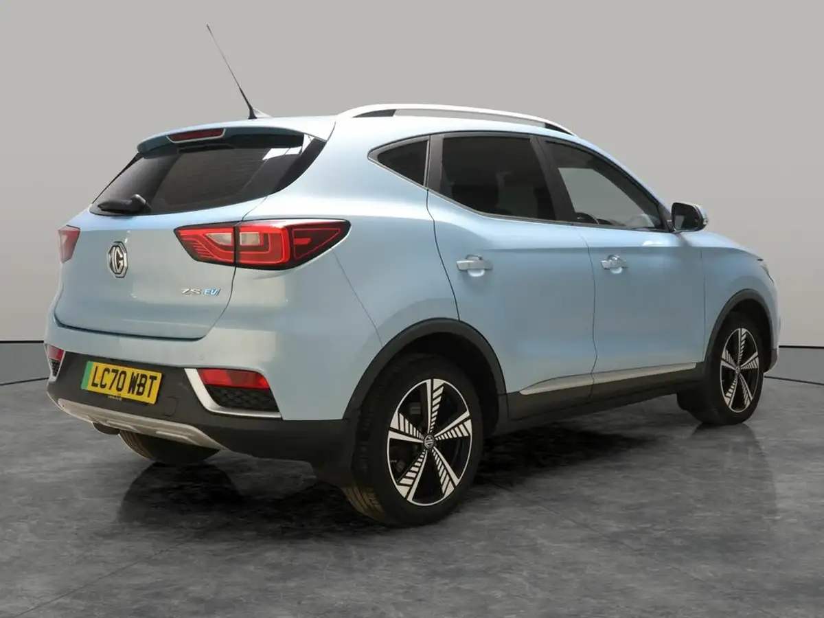 2020-mg-zs-suv-e-exclusive-ev-big-7