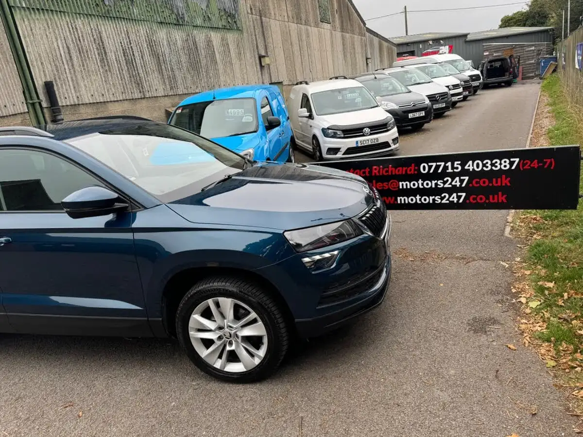 2018-skoda-karoq-15-tsi-se-technology-act-dsg-big-76