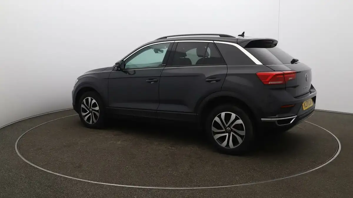 2022-volkswagen-t-roc-10-tsi-active-hatchback-5d-big-28