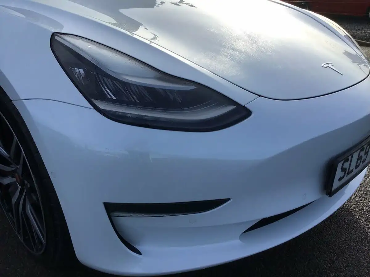 2019-tesla-model-3-e-4x4-performance-pack-big-38